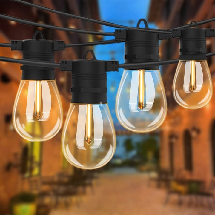 Ghirlandă Luminoasă LED 30 m cu 30 Becuri, Dimabilă, Lumină Caldă 2700K, Impermeabilă IP65, pentru Exterior și Interior, Clasa Energetică A